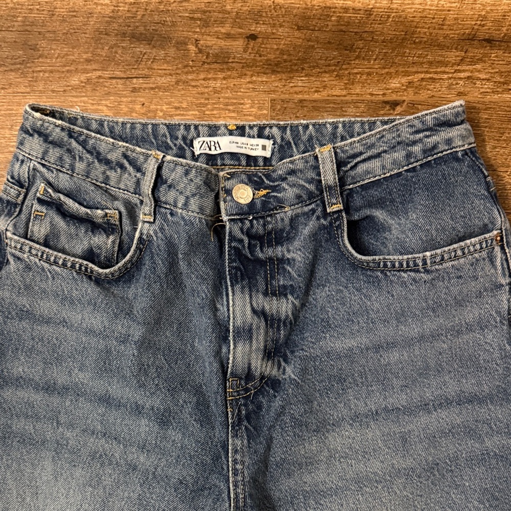 Zara High Rise Blue Women's Jeans - Picture 3 of 6
